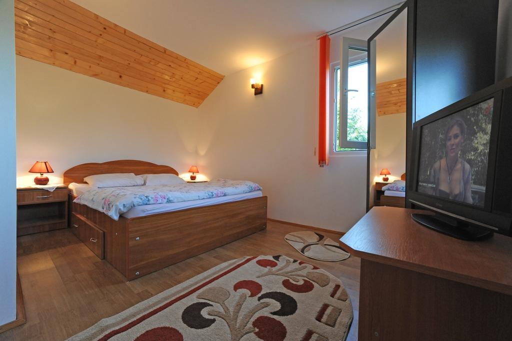 Casa Georgeta Guest House Bran  Bagian luar foto
